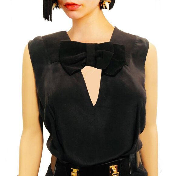 PRADA Milano Authentic Black Silk Sleeveless Top V-Neck Bow Sz L Excellent Cond - Picture 3 of 7